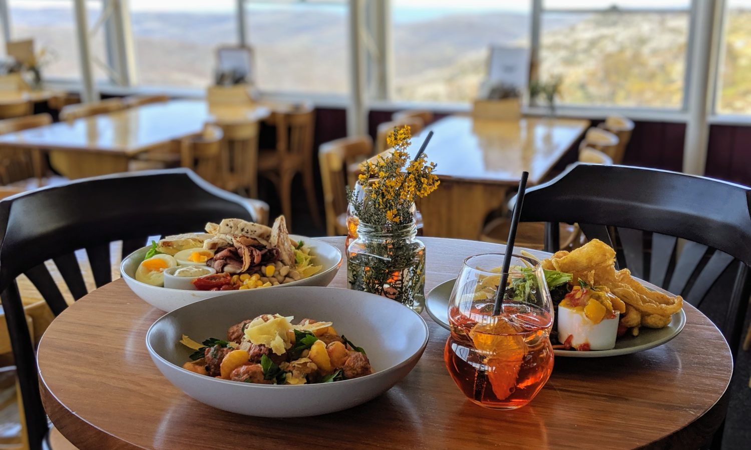 Eagles Nest Australia's Highest Restaurant Thredbo Alpine Village