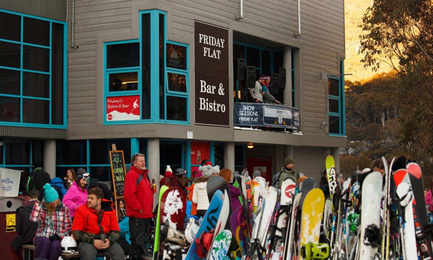Friday Flat Bar & Bistro Thredbo Resort